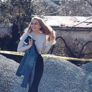 Meet your Posher, Victoria